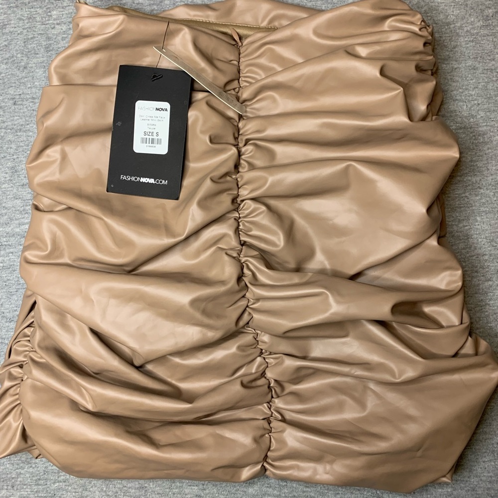 Fashion Nova skirt